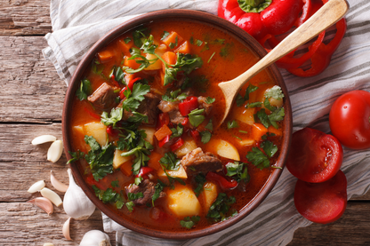 OUTDOOR NOTFALL NAHRUNG GULASCHSUPPE